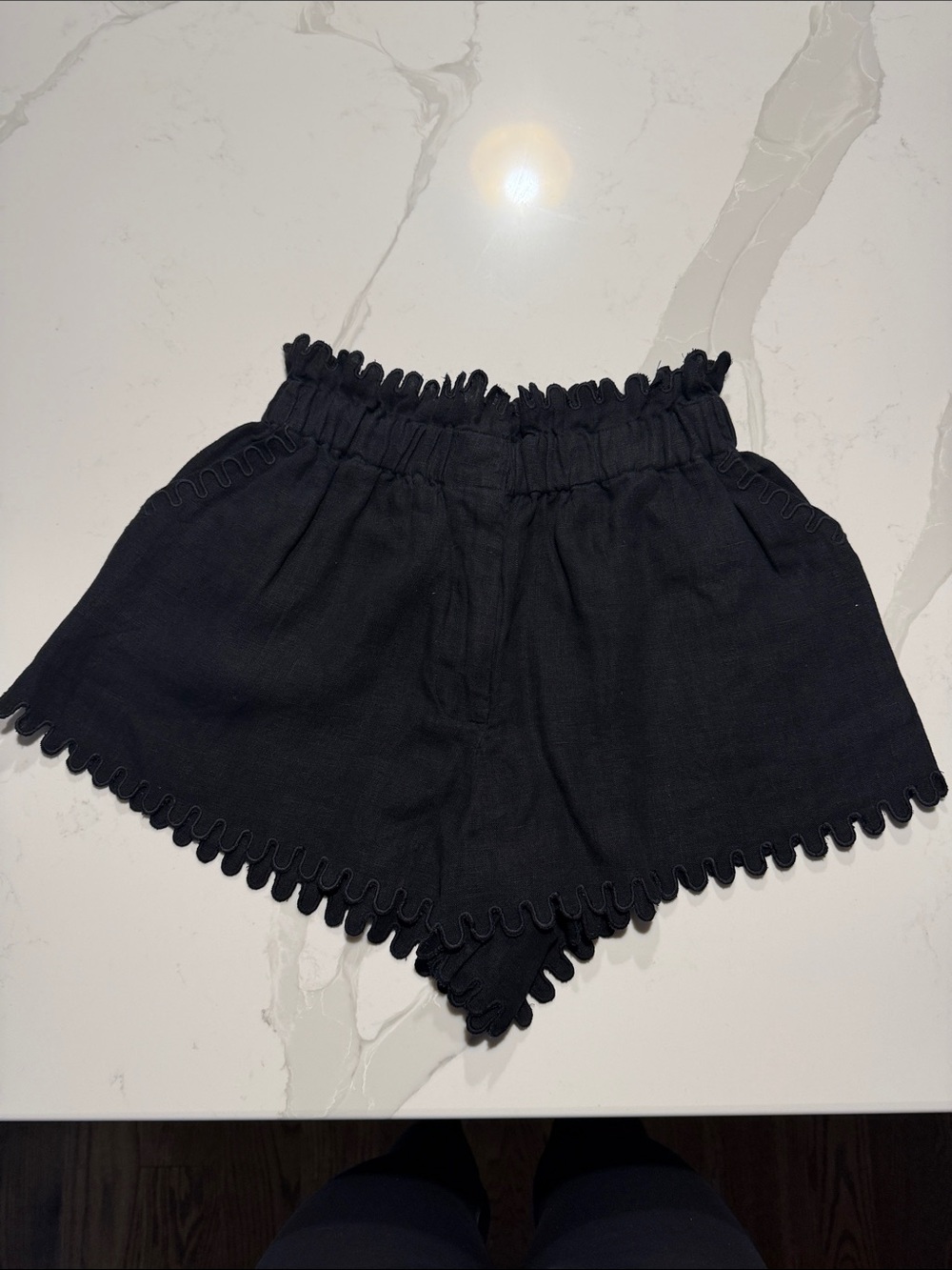Sea New York Black Scalloped Waistband Women's Linen Shorts